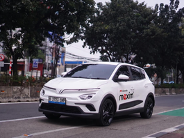 Maxim Perluas Layanan Car EV ke Karawang , Dorong Akses Transportasi Ramah Lingkungan di Jawa Barat
